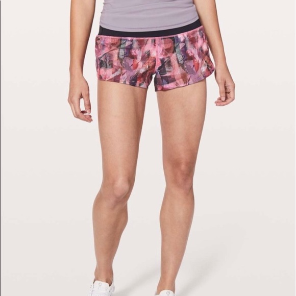 Lululemon Speed Shorts 2.5” - Picture 2 of 3